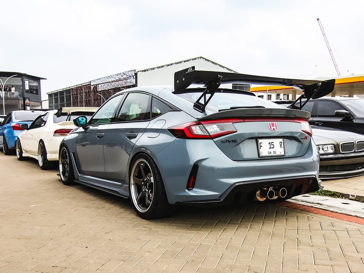 Indonesia License Plate (Japan Size) & "FRAMED" Black Chrome ━ Honda Civic Type R